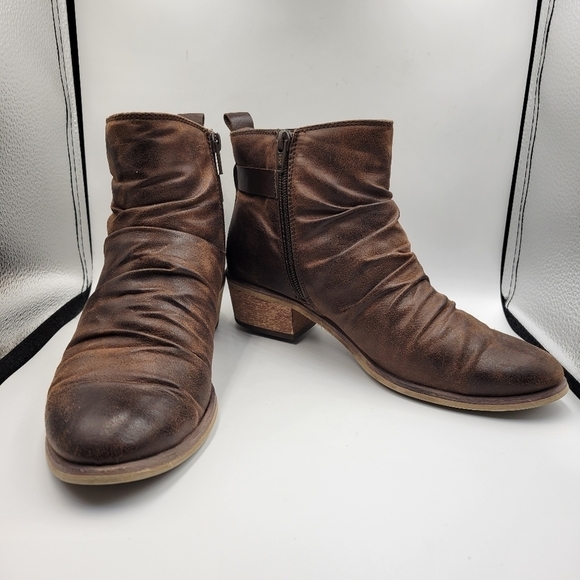 Bare Traps Pennie Brown Faux Leather Block Heel Ankle Boots Sz 8.5 - Picture 1 of 11